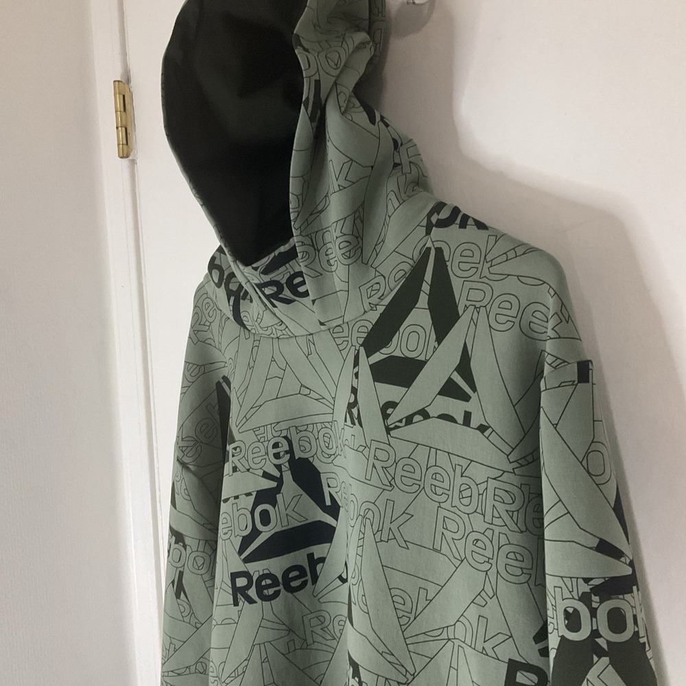Reebok Hoodie Mens XL Green All Over Print Pullover Long Sleeve Sweatshirt Logo